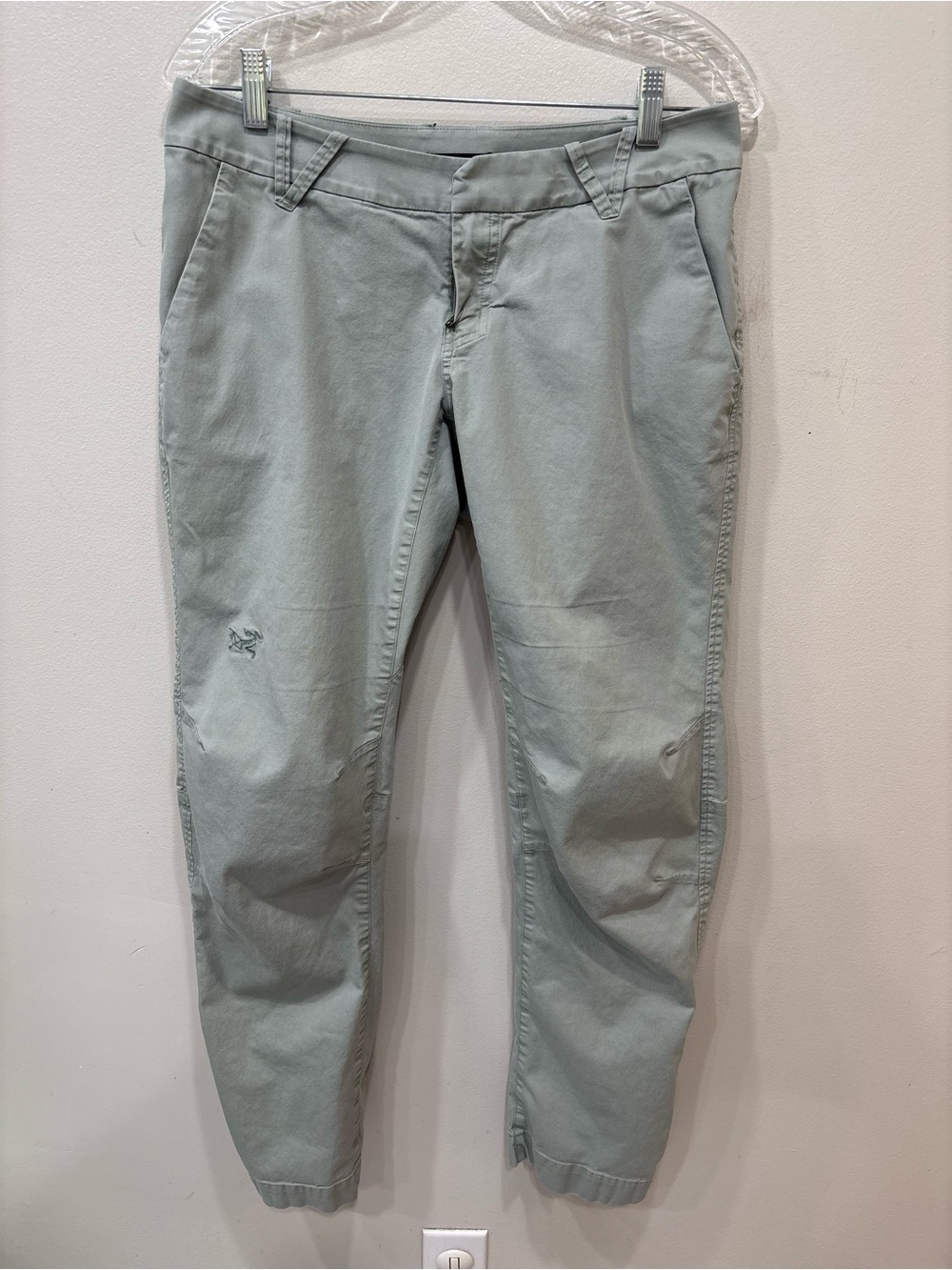 Arc’teryx Trim Fit Activewear Hiking Walking Reflective Pants Women’s Size 8